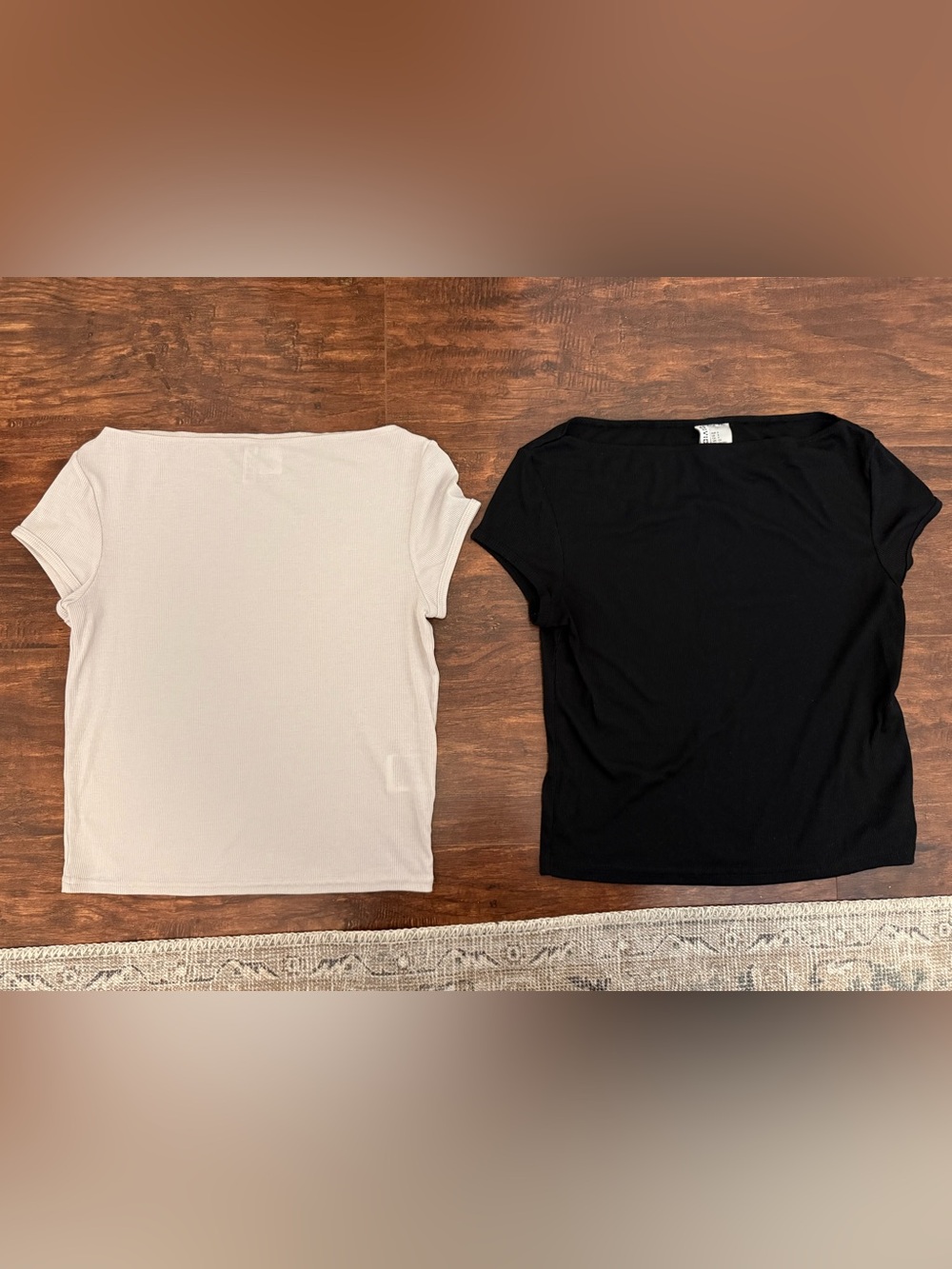 Black and Cream Women's H&M Tops